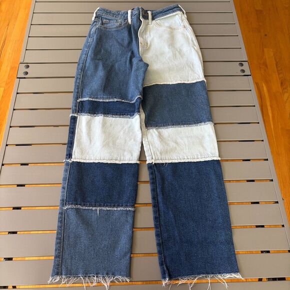 Hollister Jeans Womens 3R (26x27) Blue Patch Work Ultra High Rise Straight Leg - Picture 3 of 8